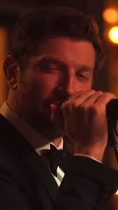 Have yourself a merry little Christmas… #BrettEldredge #countrymusic