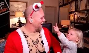 He played outside centre for bath and gloucester, and won 75 caps for england between 2000 and 2011. Zara And Mike Tindall S Daughters Lena And Mia Crash Dad S Podcast In Adorable Clip Watch