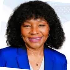 Valerie Mims's Instagram, Twitter & Facebook