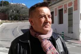 Fallece en una playa de Cullera Alejandro Bonet, líder de los socialistas  de la Ribera Baixa