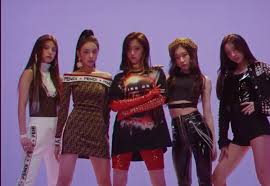 View full size · jirpas attano and 47 others like this. ì ì  On Twitter Itzy From Left To Right Yeji Lia Ryujin Chaeryeong Yuna Lia Is Choi Jisu Using A Stage Name ìì§ Jypnewgg