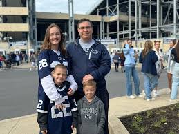 Laura Breighner (@laura_breighner)