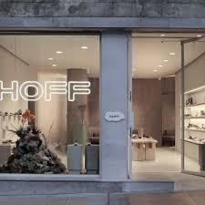 Controlla ora la tua città con le immagini delle webcam in tempo reale, i video e le foto dei reporter. Map Search