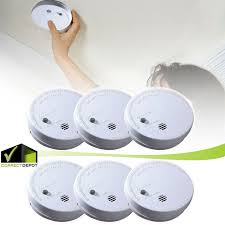There are battery operated and hardwired smoke detectors on the market. Chubb F850510n Clarifire Heat Fire Smoke Detector White Alarm Unit For Sale Online Ebay