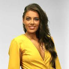 De când formează un cuplu? Puterea Dragostei Romanian Women Women Ariana