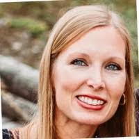 Jennifer Stuckey's Instagram, Twitter & Facebook