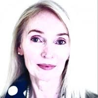 100+ perfiles de «Mayhew»