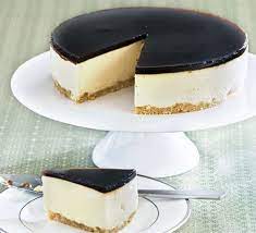So I Ve Been Wanting To Try Jelly And Cheesecake Recipes Recently I Love Bailey S And Coffee Seems To Me This Desserts Cheesecake Recipes Baileys Cheesecake