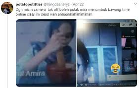 (a) hadiah kepujian bagi pelajar terbaik mengikut tahun pengajian. Situasi Kelam Kabut Berakhir Dengan Babak Tumbuk Bawang Depan Pensyarah Rakan Sekuliah Selalu Ibu Ada Di Rumah Viral Mstar