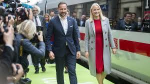 We did not find results for: Zwei Schneehasen Mette Marit Und Haakon Total Verschmust Promiflash De