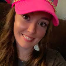 Savannah Lyons (@savannah.kilpatrick.773)