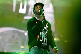 The fenway show was sold out with approximately 35,000 people in attendance. Pop Smoke Dead Celebrities React To Young Rapper S Death Ew Com