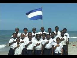 Por tres siglos tu inútil reclamo en la atmósfera azul se perdió; Himno Nacional De Honduras Garinagu 1 Youtube