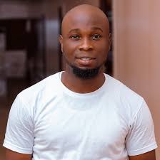 PASTOR W F KUMUYI a ajouté une...