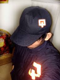 Gambar kartun cowok keren merokok pakai topi, gambar orang pakai topi keren, gambar cowok bertopi keren, gambar cowok keren dari belakang gambar ciri wanita pacaran aji raksa gambar kartun cowok sumber : Gambar Animasi Cowok Bertopi Keren Cikimm Com