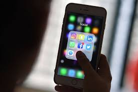 It was the second instance in the past two weeks in which technical issues appeared to affect access to facebook. Instagram Down As Thousands Complain They Can T Use Social Media App Daily Record