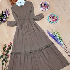 Pin Oleh Sosokorea Di Dresses Di 2020 Dengan Gambar Pakaian Wanita Model Pakaian Model Pakaian Hijab