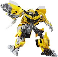 The last knight is in theaters now and while you may be able to name most of the autobots and decepticons in the new movie, how well do you know the voices behind the famous robots? Buy Transformers The Last Knight Premier Edition Deluxe Bumblebee 6 41 Cm Online At Low Prices In India Amazon In
