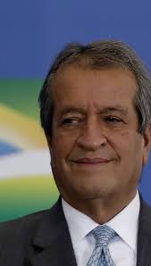 Valdemar Costa Neto , bloquinho de carnaval , Michele e Jair. #carnaval2024  #michelle #jair #valdemarcostaneto #humor