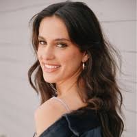 Aurora Rivera's Instagram, Twitter & Facebook