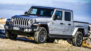 2021 Jeep Gladiator Overland Interior Exterior Drive Eu Spec In 2021 Jeep Gladiator Jeep Gladiator