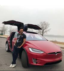 Tesla offers 1 suv (tesla model x), 2 sedan (tesla model 3, model s) in the country. From Mukesh Ambani To Riteish Deshmukh Here Are 4 Indians Who Own A Tesla Gq India