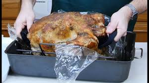 Put 1 tablespoon of wheat flour in the oven bag and shake well. How To Cook A Turkey In A Bag Reynolds Oven Bags Roast Turkey Youtube