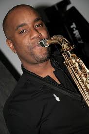 Kevin Reynolds 的业务概概况