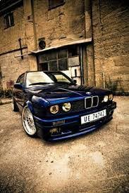Resultat De Recherche D Images Pour Bmw E30 Bleu Stance Eerste Auto Auto Auto Fotografie