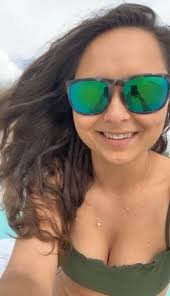 Love this photo of Joshua Kippe's son and Troy Landry having a fun time,  taken by Pickle Wheat 🙌🏼😄 #troylandry #teamtroyandpickle #picklewheat  #joshuakippes #swamppeople