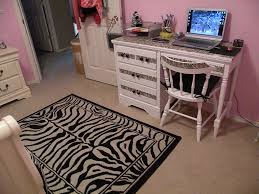 May these few inspiring portrait to give you great ideas to gather, may you agree these are fresh portrait. Bridget S Design On A Dime Zebra Bedroom Decor Managedmoms Com