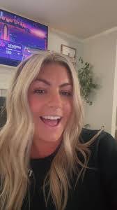 Kelli Piper's Instagram, Twitter & Facebook