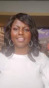 Inell Davis's Instagram, Twitter & Facebook