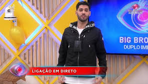 ^ nereida apaixonada por jogador do desportivo das aves [nereida in. Esta A Tornar Se Muito Perigoso E Estranho Jogo De Goncalo Quinaz Criticado Em Direto