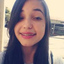 Sandy Vaz (@sandyvvvaz)