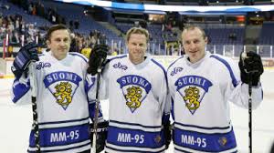 I vm 1987 gjorde tre kronor sitt största seger mot kanada någonsin. Hockey Vm S Milstolpar Fran Winnipeg Falcons Till Slovakiens Hjaltar Sport Svenska Yle Fi