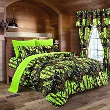 My queen mattress is swimming in it. Lime Camouflage Queen Size 8pc Comforter Sheet Pillowcases And Bed Skirt Set Camo Bedding Sheet Set For Hunters Teens Boys And Girls Walmart Com Walmart Com