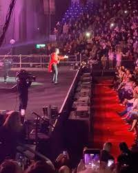 Lionel Richie Says Hello To Crowd Of Adoring Israeli Fans The Times Of Israel