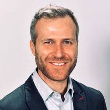 Jon Hackett's Instagram, Twitter & Facebook