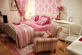 Gorgeous and beautiful pink accent wall ideas for bedroom and living room. 40 Pink Primary Bedroom Ideas Photos Home Stratosphere