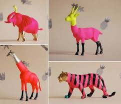 Painted Plastic Animal Crafts Are Everywhere With So Many Creative Possibilities It S No Wonder Find A Bi Plastic Animal Crafts Plastic Animals Animal Crafts