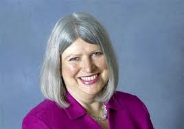 Gretchen Mundorff receives Anne X. Alpern Award