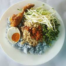 Deliciously aromatic and full of flavour! Nasi Kerabu Paling Sedap Di Kelantan
