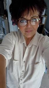 Hi there Lived in Westmount Quebec as a child from age 9-11 Diane Emmerson  is my maiden name. My friends there were Robert Assels ,Douglas Cullen  ,Warren McMeekon , RuthPatterson Phillip, Lenny