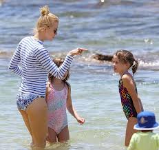 Sunday is nicole and keith urban's oldest daughter. Monster Mom Bikini Clad Nicole Snaps At Her Daughter