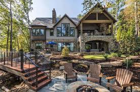 Beautiful Rustic Home Surrounded By A Tranquil Setting On Lake Keowee In 2020 Dream House Exterior Rustic House Beautiful Homes