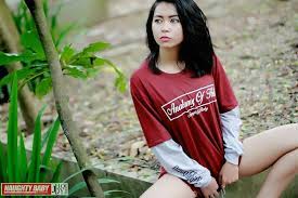 Tas wanita dan jam tangan wanita online. Kumpulan 30 Gambar Foto Cewek Cantik Model Seksi Distro Tidak Pakai Celana Kumpulan Foto Model Distro