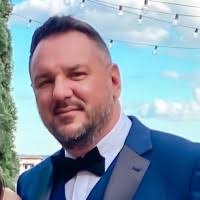 500+ "Areces" profiles