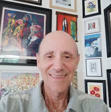 Brand New- only removed from sleeve for pictures! Retails for $160. Weight  7.9-8.3oz Height 16” Width 8” Grip 5” Grip Circumference 4.25 T700 carbon  fiber face The Pursuit Pro incorporates engineered layers,