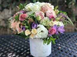 What days are flowers by veronica open? Ora Legale Felice By Dolce Blooms